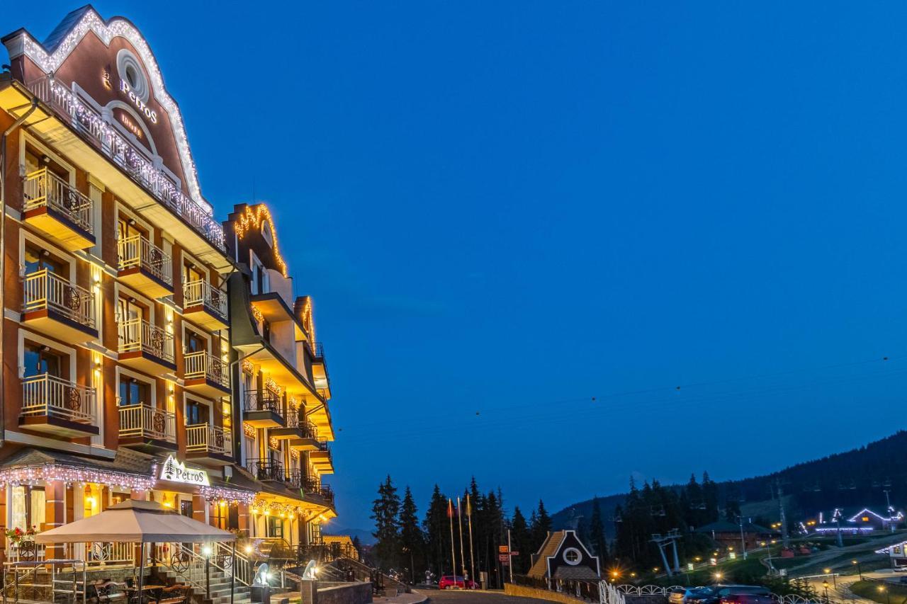 Petros Hotel 부코벨 외부 사진