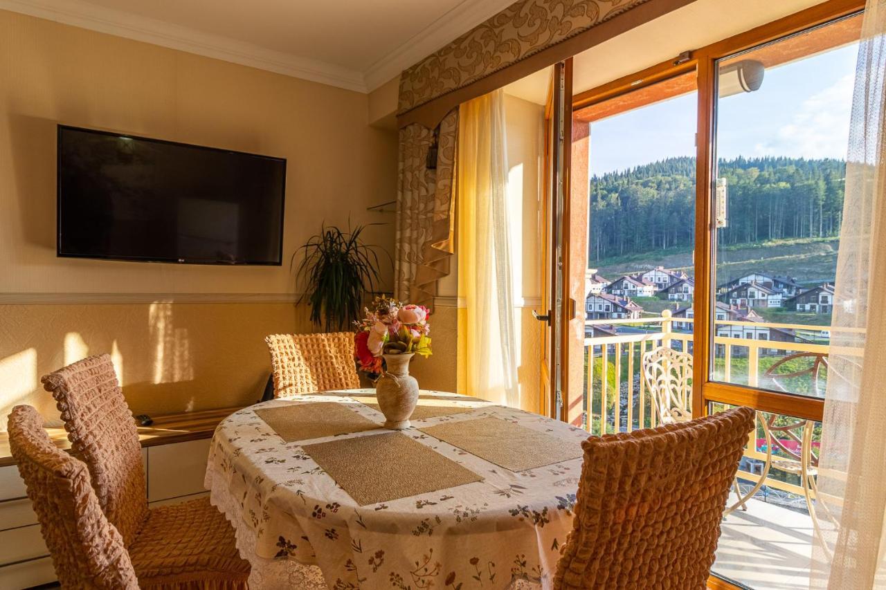 Petros Hotel 부코벨 외부 사진