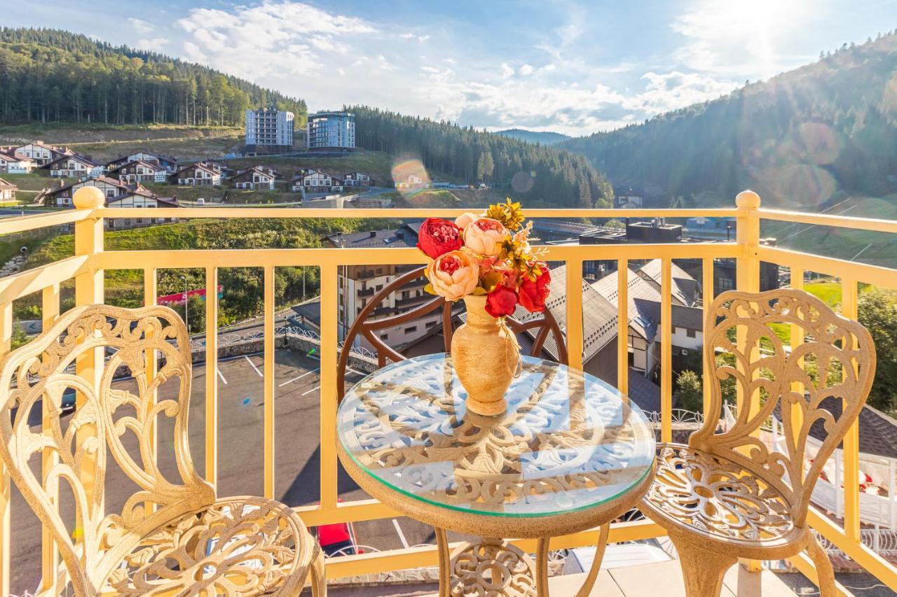 Petros Hotel 부코벨 외부 사진