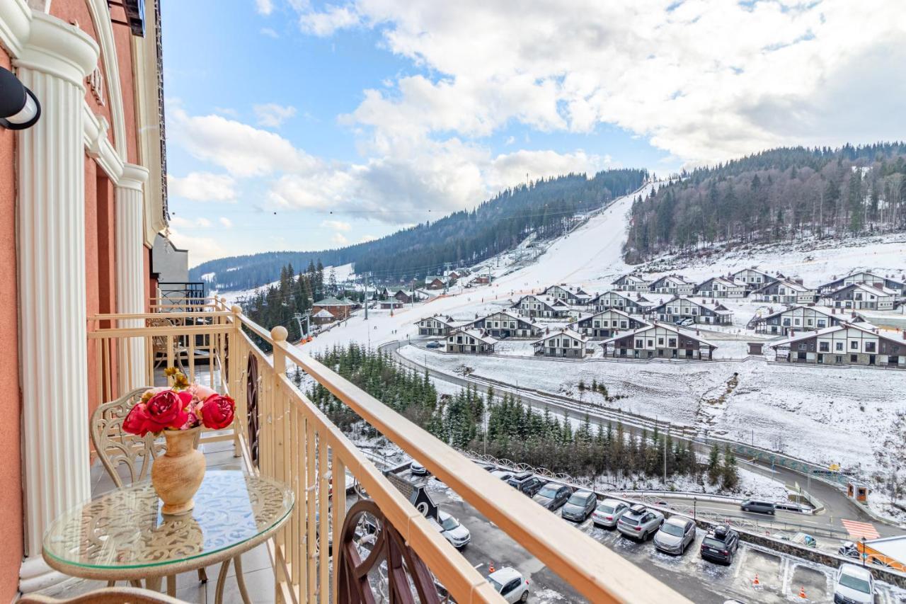 Petros Hotel 부코벨 외부 사진
