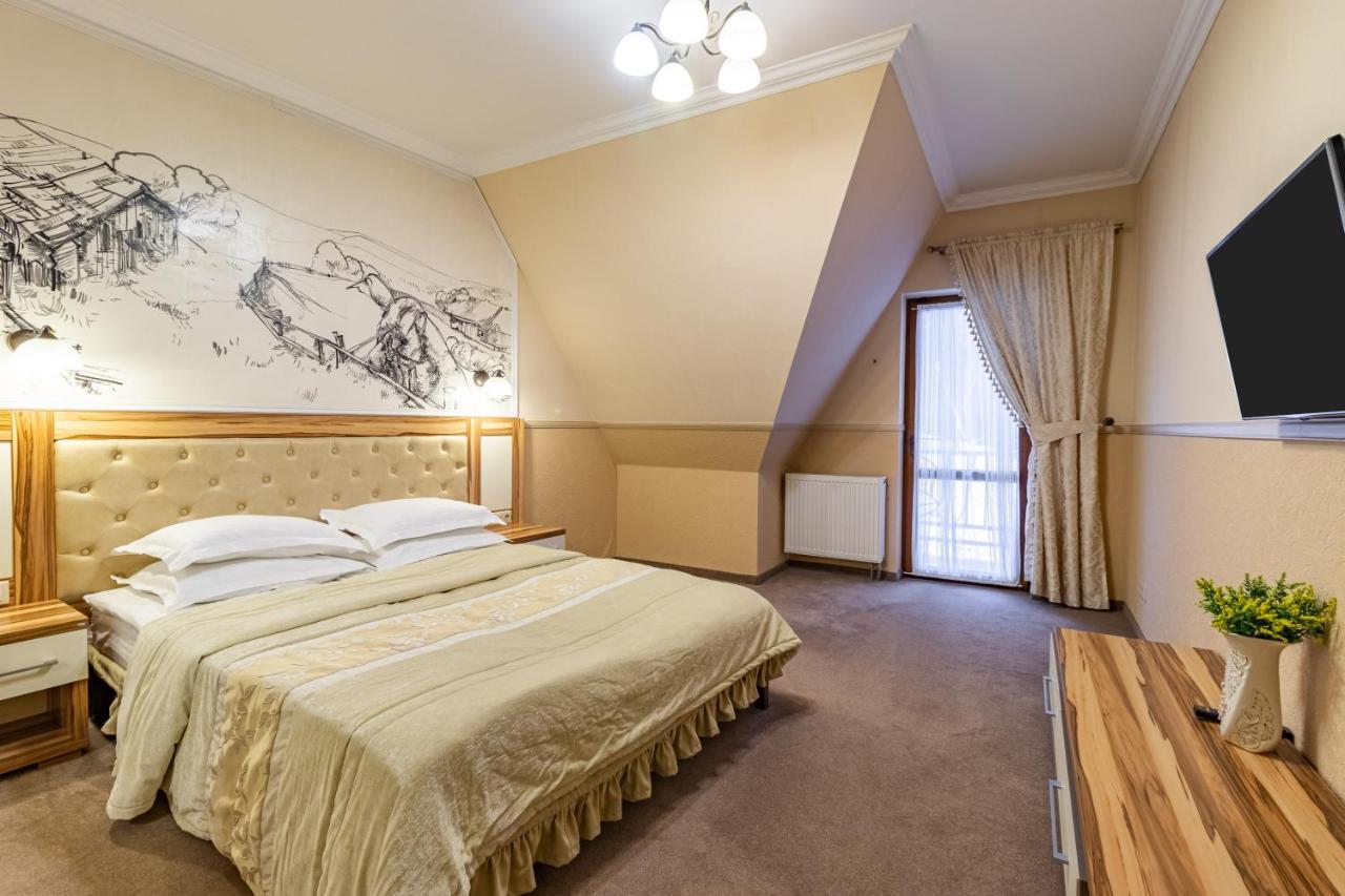 Petros Hotel 부코벨 외부 사진