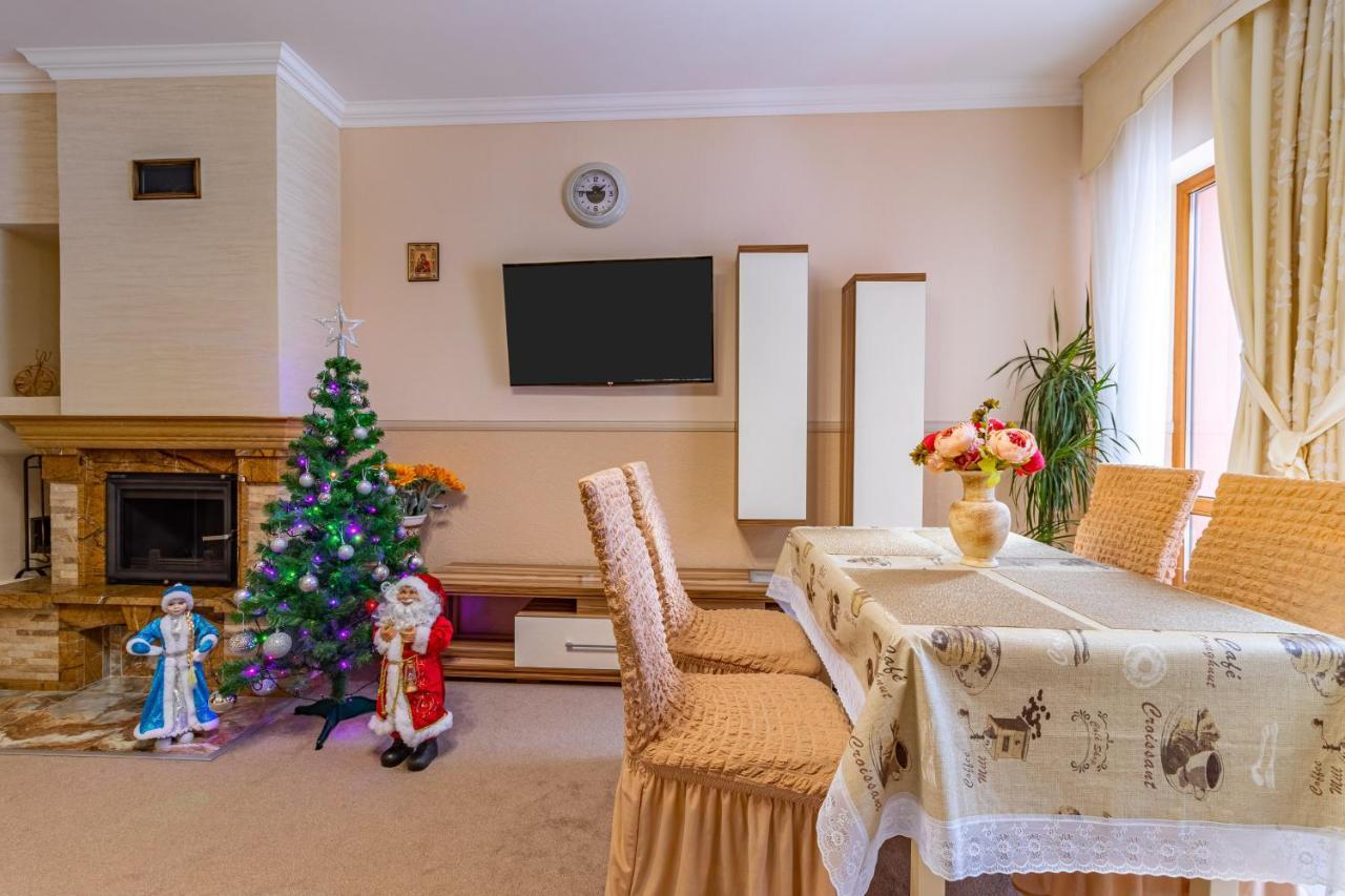 Petros Hotel 부코벨 외부 사진